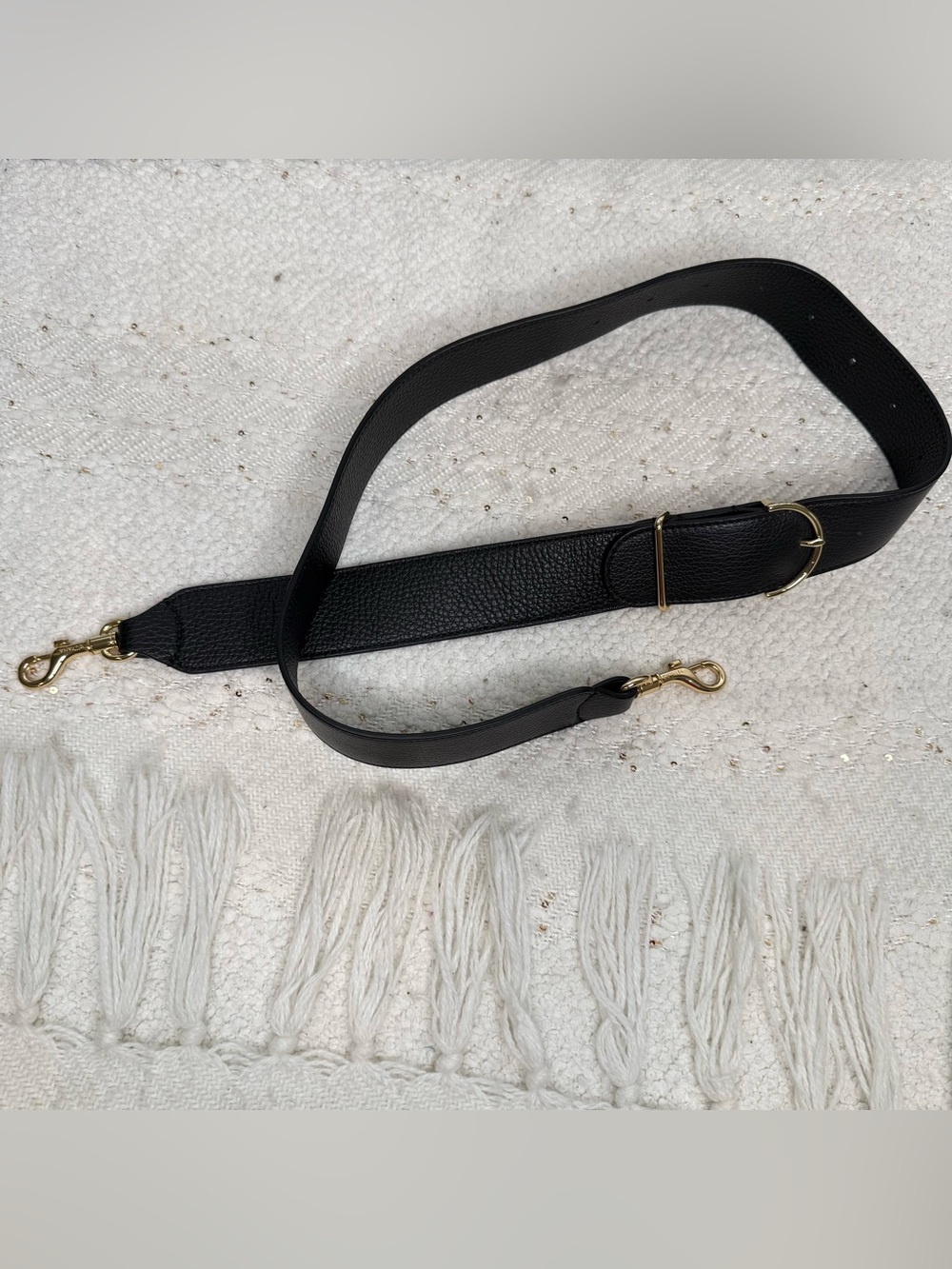 Cuyana black pebbled leather purse strap - Picture 6 of 6